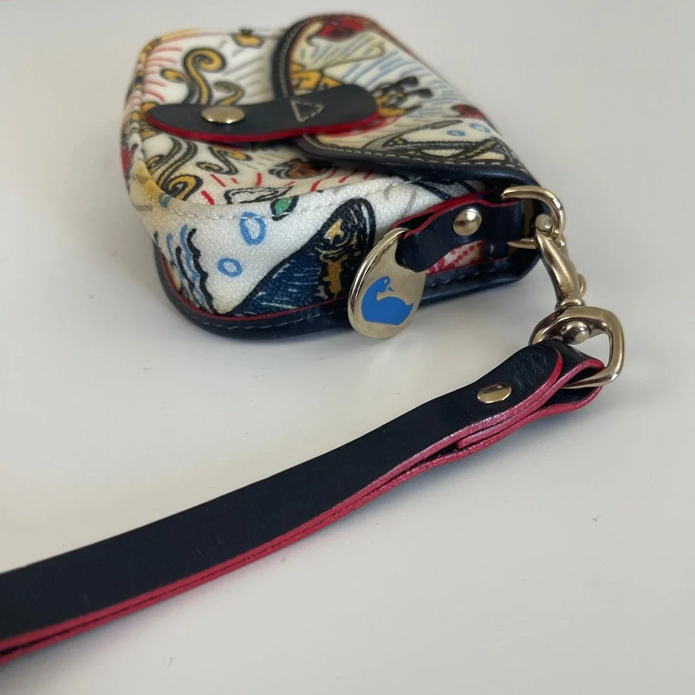 Dooney & Bourke Disney Cruise Line‎ Sketch Wristlet Disneyana Mickey Retired